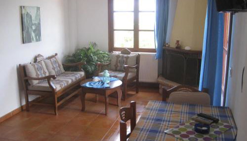 Ikaria Utopia - Cusco Studios - Photo 3