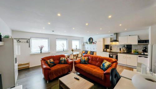 VipStay - Stilvoll und geräumige Apartments mit Terasse oder Balkon, Küche, kostenloses Parken, WLAN, Smart Tv - Foto 3, stove