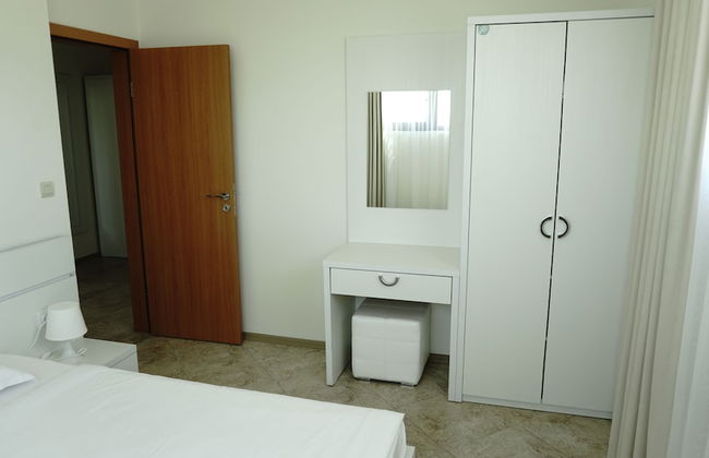 Calithea Complex - Photo 18