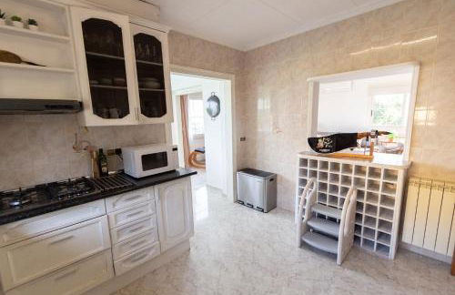 2 Private Abodes in One Magnificent Villa! - Foto 13