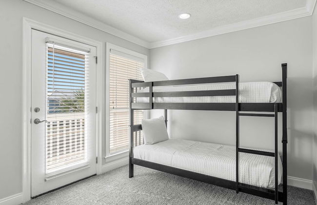 Palm Breeze Retreat Sleeps 10! - Foto 5