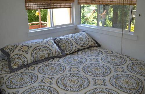 Beautiful Cottage Rental with Private River Beach on the Russian River, California - Foto 4