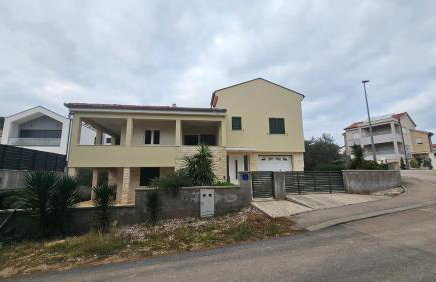 Holiday Home Lara - Foto 1