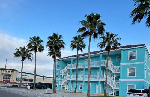 JJs Beach Condo - Photo 2