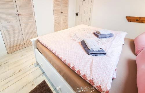 Friendly Home - "Helles Dachstudio" Köln Bonn Phantasialand - Foto 17