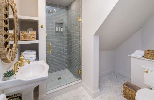 The Whale Suite Historic Coastal Luxury Newport - Foto 2