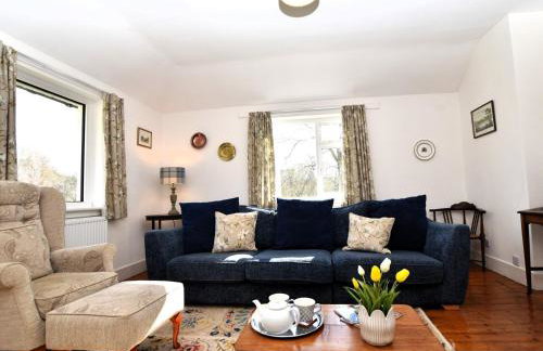 3 Bed in Kirriemuir 82244 - Foto 2