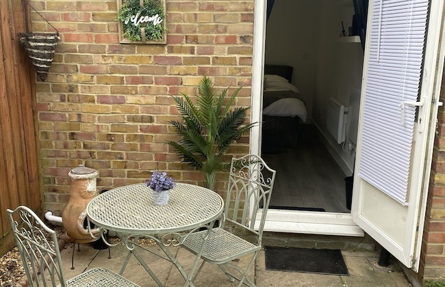 Beautiful 1-bed Studio in Uxbridge, London - Foto 9