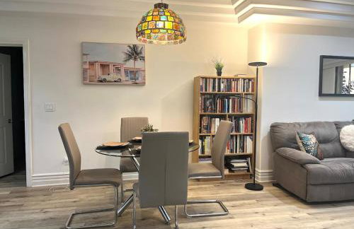 Studio City Chic Large Contemporary Condo - Foto 30