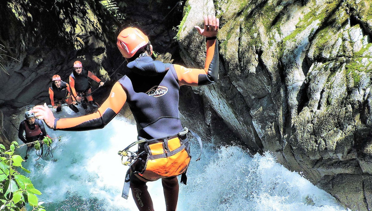 Cashahurco River Canyoning Tour