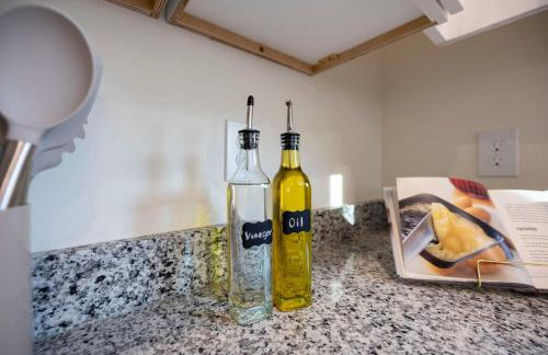 5 Min to Elon - 7 Min to Downtown - Washer and Dryer - Foto 36