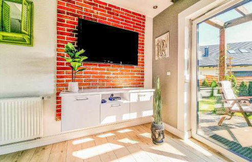 3 Bedroom Awesome Home In Zieleniewo - Foto 4