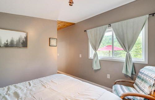 Cozy and Convenient Blairsville Cabin with Deck! - Foto 16