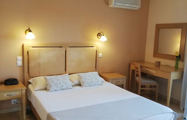 Astra Village Hotel Suites - Foto 4