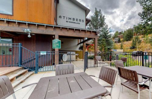 Mountain Getaway - Photo 18