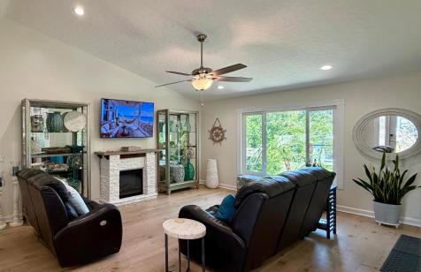 Near KSC - Peaceful Spacious Home for 6 - Fully Stocked Kitchen and Coffee Bar - Foto 15