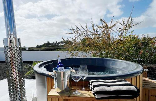 Chalet Emily Alpine Chic with Hot Tub and Ocean View - Foto 20