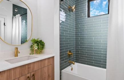 Stylish Home with Firepit Balcony Steps from Austin’s Best Near Rainey St Lady Bird Lake Downtown The Ashlee by AvantStay - Foto 28