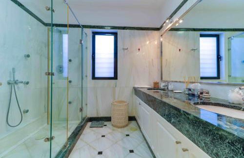 Black Diamond Beachfront Pool Villa Pasithea in Sounio, Athens - Foto 47