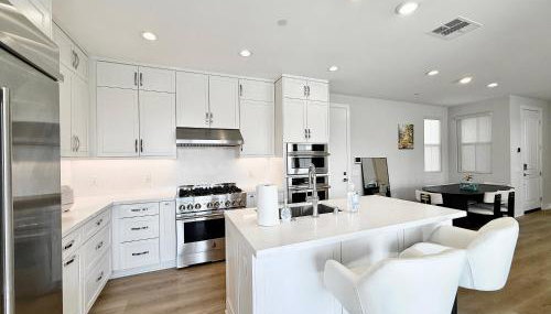 #Marbella Lane - Spacious 4BR Modern Family Home! - Foto 3
