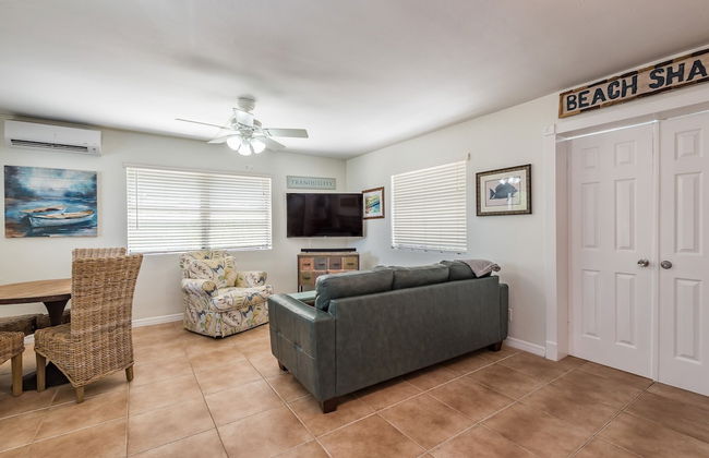 Casa Sirena By The Marina Suites with Pool - Foto 17