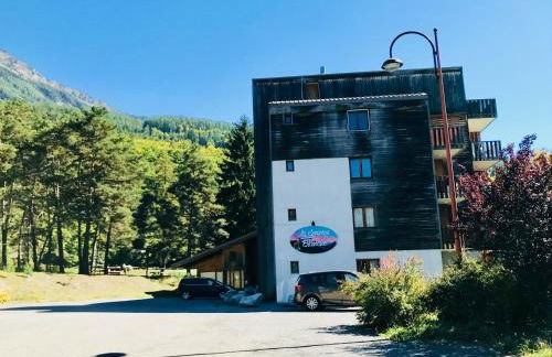 La Source Blanche Saint Jean Montclar - Foto 7