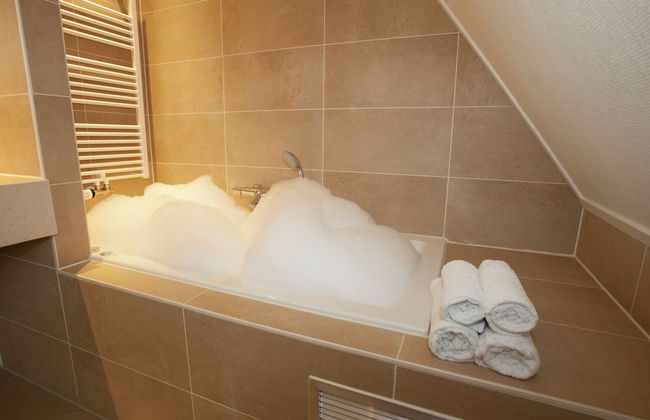 Holiday Home in Colijnsplaat - Photo 4