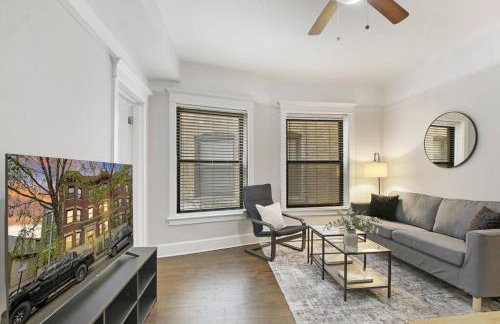 3BR Vibrant Apartment in Hyde Park - Bstone 5310-1 - Photo 8