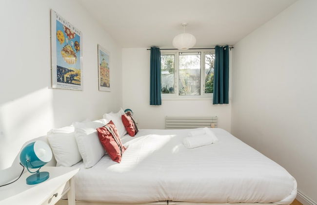 Super 1BD Garden Flat Islington London - Photo 4