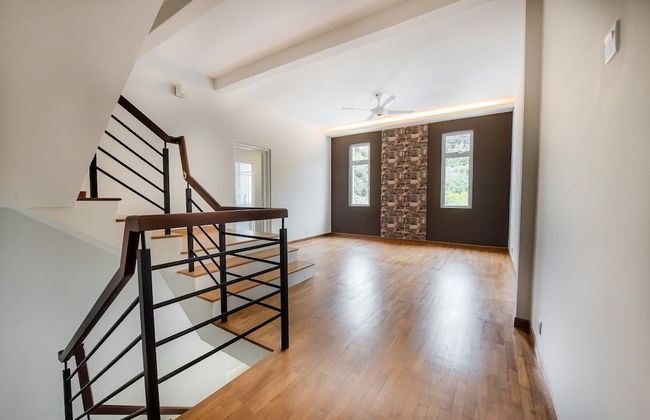 New Corner Shamrock Beach Villas Seaview - Photo 48