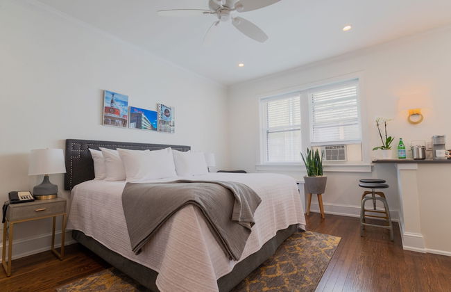 The Plaza Hotel - Photo 6