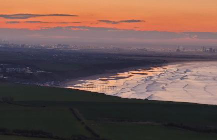The Lawrence, Redcar - 2 Bedroom Victorian House - Free On-Street Permit Parking, Fast Wifi, Virgin TV - Perfect for Contractors, Families and Couples - Foto 29