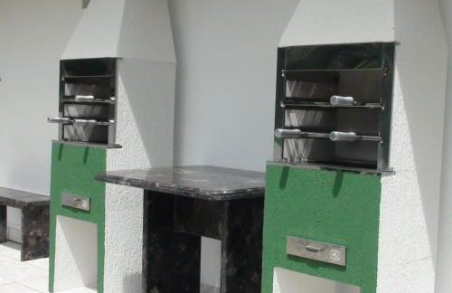 PRAIA DE 4 ILHAS Apartamento 2 Quartos 50M da Praia Com Vista - Photo 27