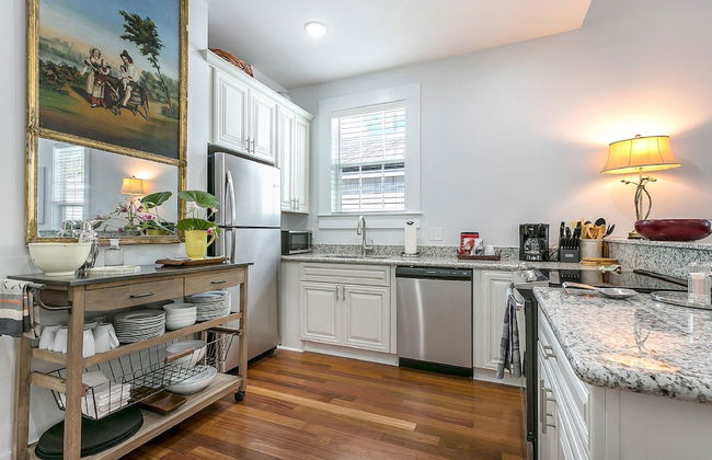 Spacious 5 Bedroom Near Magazine St & Uptown - Foto 17