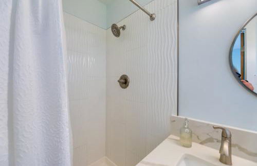 Waterfront Vacation Rental Home on Newport River! - Foto 18