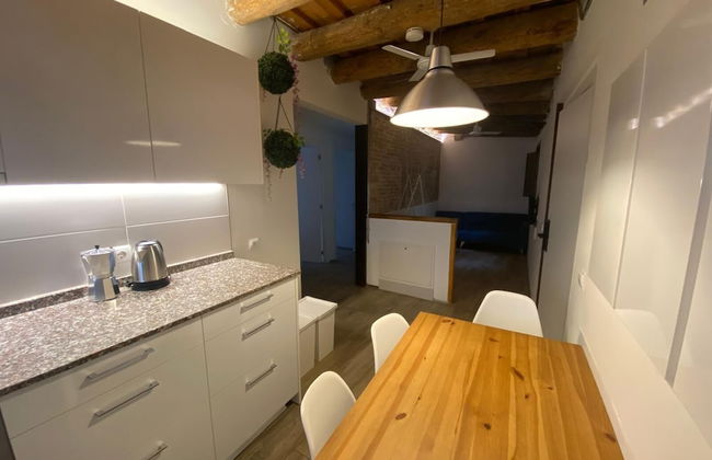 Classic Palau Apartments - Photo 20