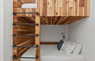 Party in Gaslamp 4BR Downtown Pad with Bathtub - Foto 22