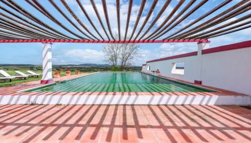 Stunning mansion in São Cristóvão - Photo 1