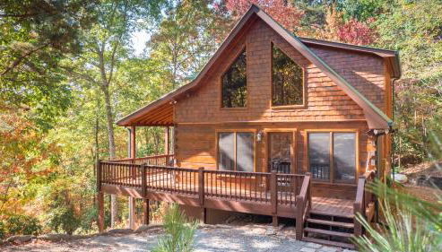 Red Apple Mountaintop cabin hot tub, WiFi, Pet friendly, Fireplace, pit, BEST VIEWS - Foto 3