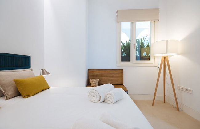 Eva Recommends Castellar Pool & Terrace - Photo 75