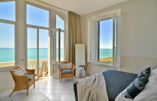 Villa Sorriso mit Pool direkt am Meer - Foto 6