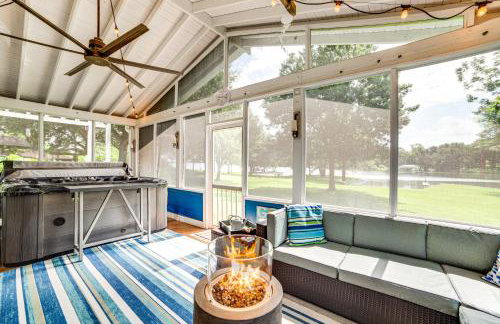 Lake Tawakoni Access and Hot Tub - Wills Point Home! - Foto 2