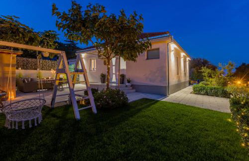 Villa KaTess with heated pool - Photo 40