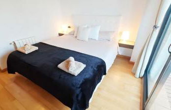 Great apartment with a pool on the beach in Barcelona - Photo 16