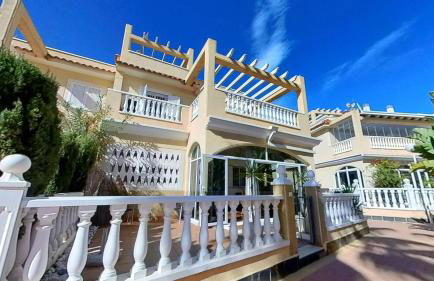 Beautiful Zeniamar Corner with Communal Pool - Foto 4