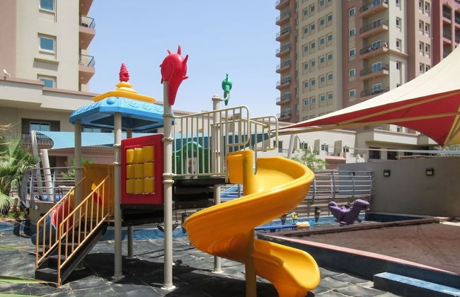 Signature Living in Modern 1BR Apartment at Jvt! - Foto 24