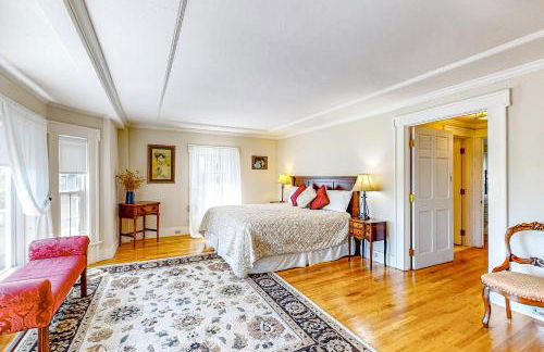 Group Getaway on Working Farm! Near Saratoga - Foto 17