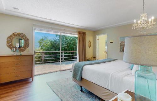 Viewcrest Retro Country Home - Photo 20