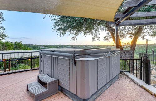 Italian-Styled Home with Lake Views and Private Pool - Photo 28