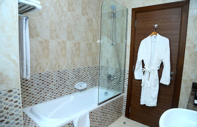 Tulip Al Barsha Hotel Apartment - Photo 11